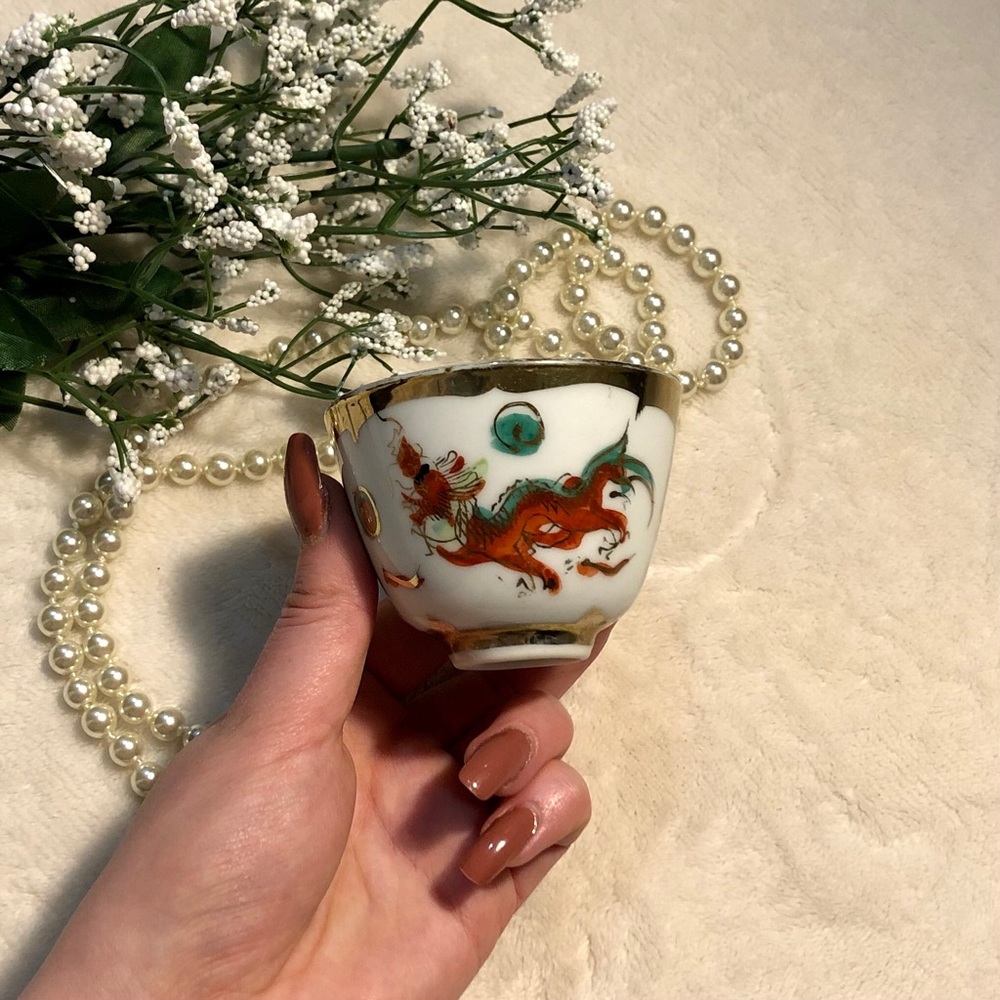 3/$20 | Vintage handpainted Chinese teacup